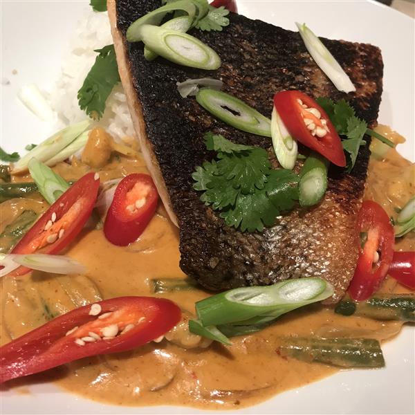Thai red curry with salmon recipe