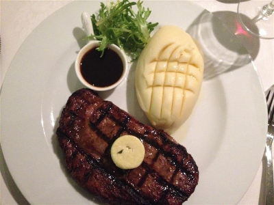 Angus Rib-Eye 350g Steak