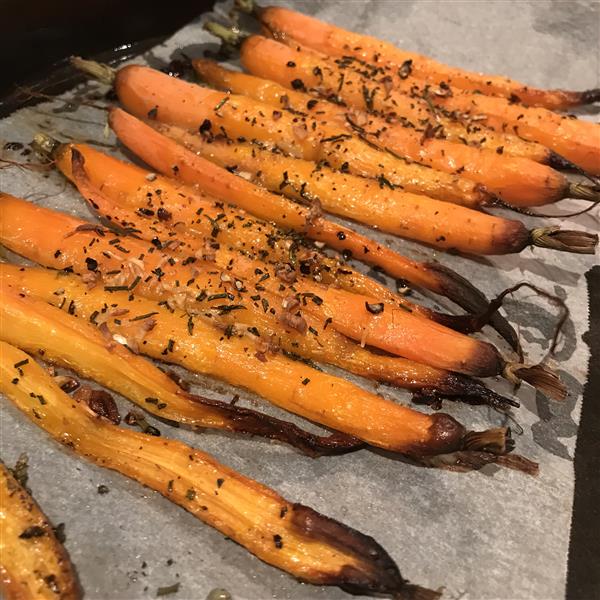 Roasted dutch carrots
