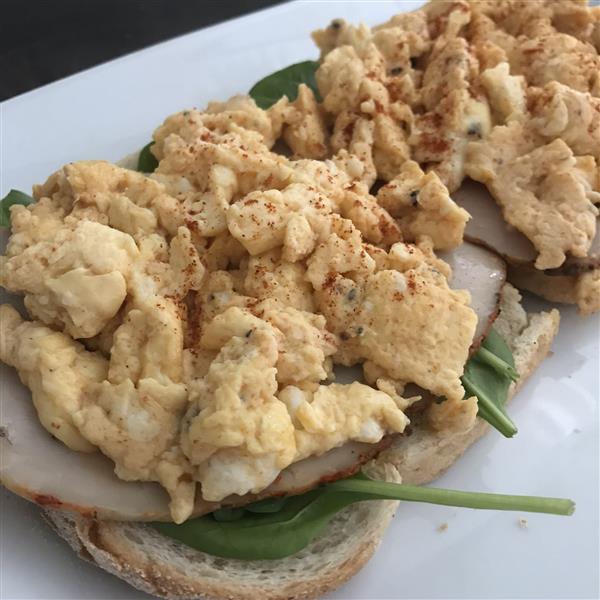 Scrambled eggs with Smoked Paprika