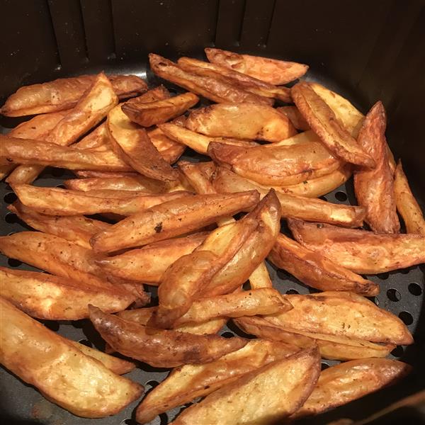 Homemade Potato Chips: Crispy, Tasty, Temperature Perfect