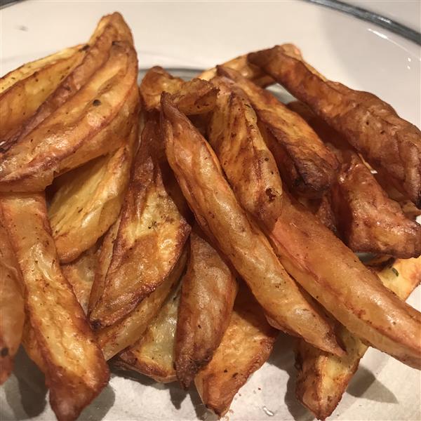 Chips in an air fryer? They are dull, dry and very sad – as am I